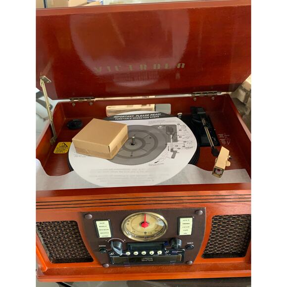 Victrola Navigator 8-in-1 record/ music player VTA-600B-MAH-SDF - Picture 6 of 7